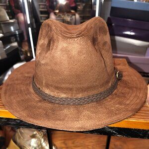 Brown leather hat gently used